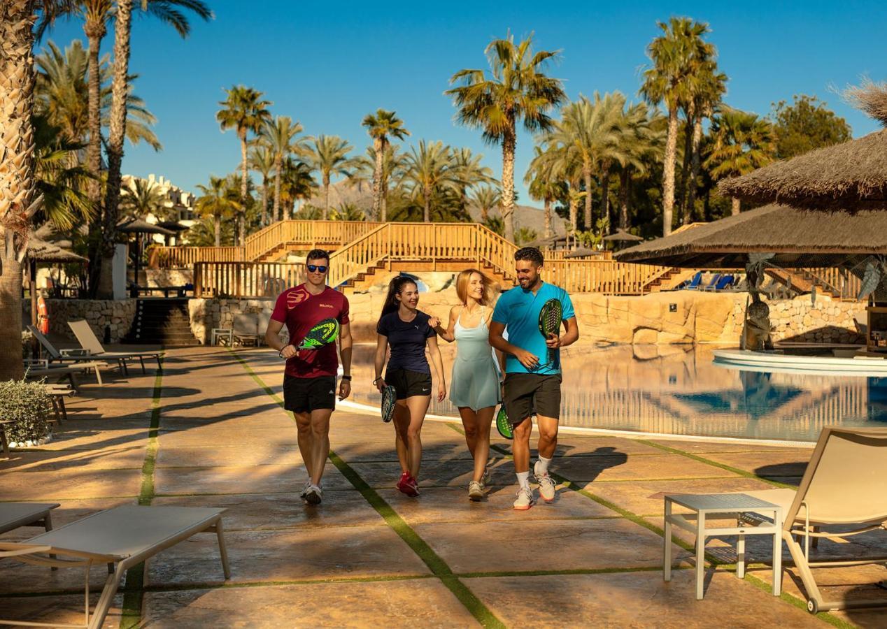 Sh Villa Gadea Altea Exterior photo Tennis players at the hotel